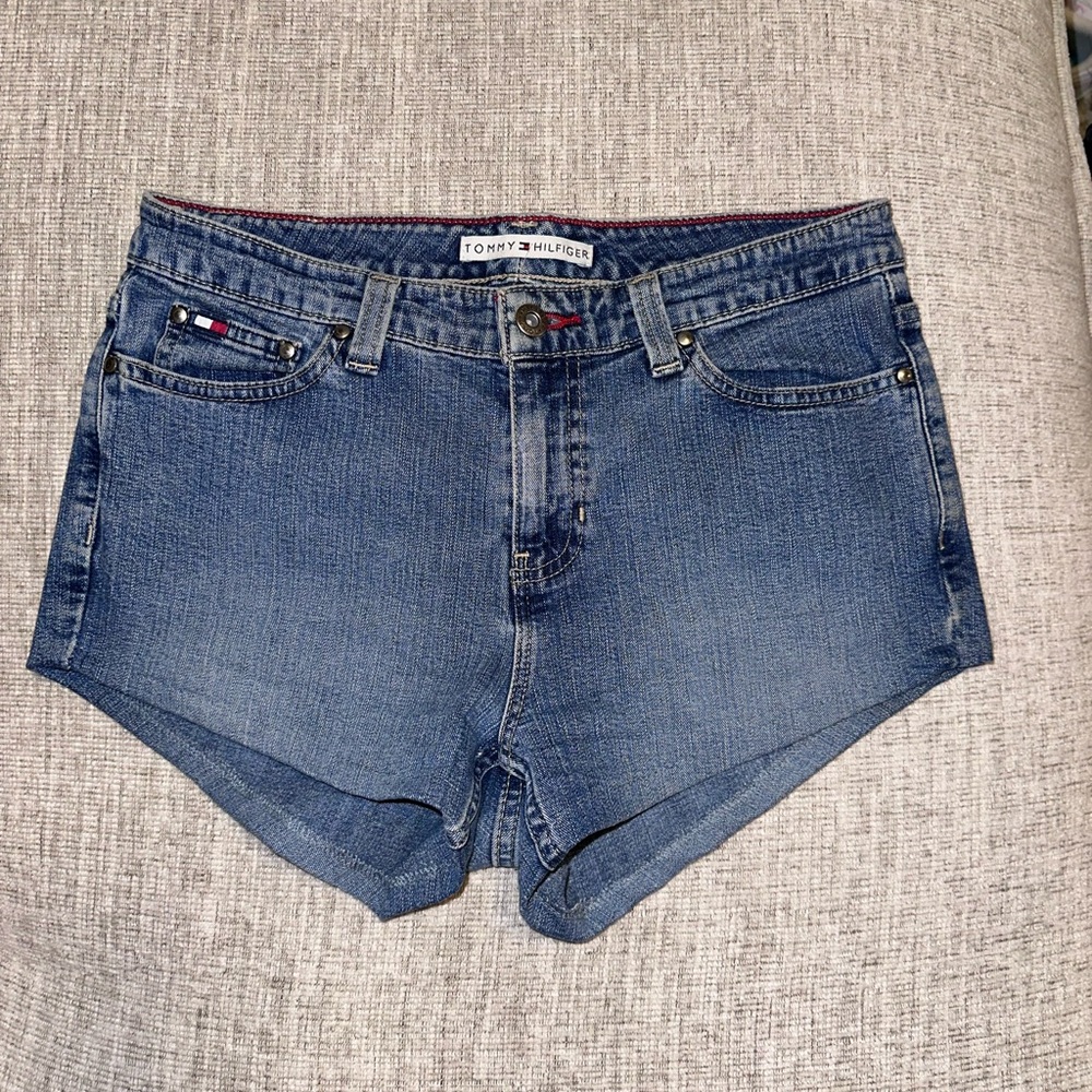 3/$30🍀Tommy Hilfiger Blue Jean Shorts with Frayed Hem